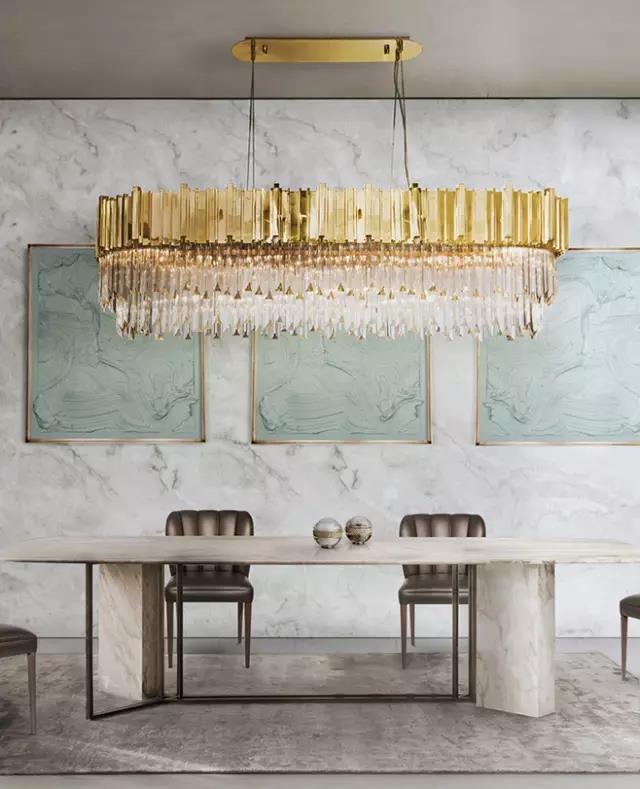 golden chandelier الثريا