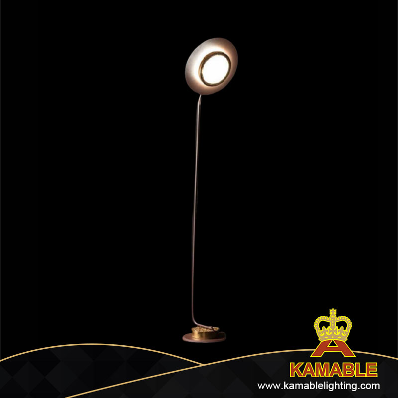 الشركة المخصصة للثريات الشركة المصنعة