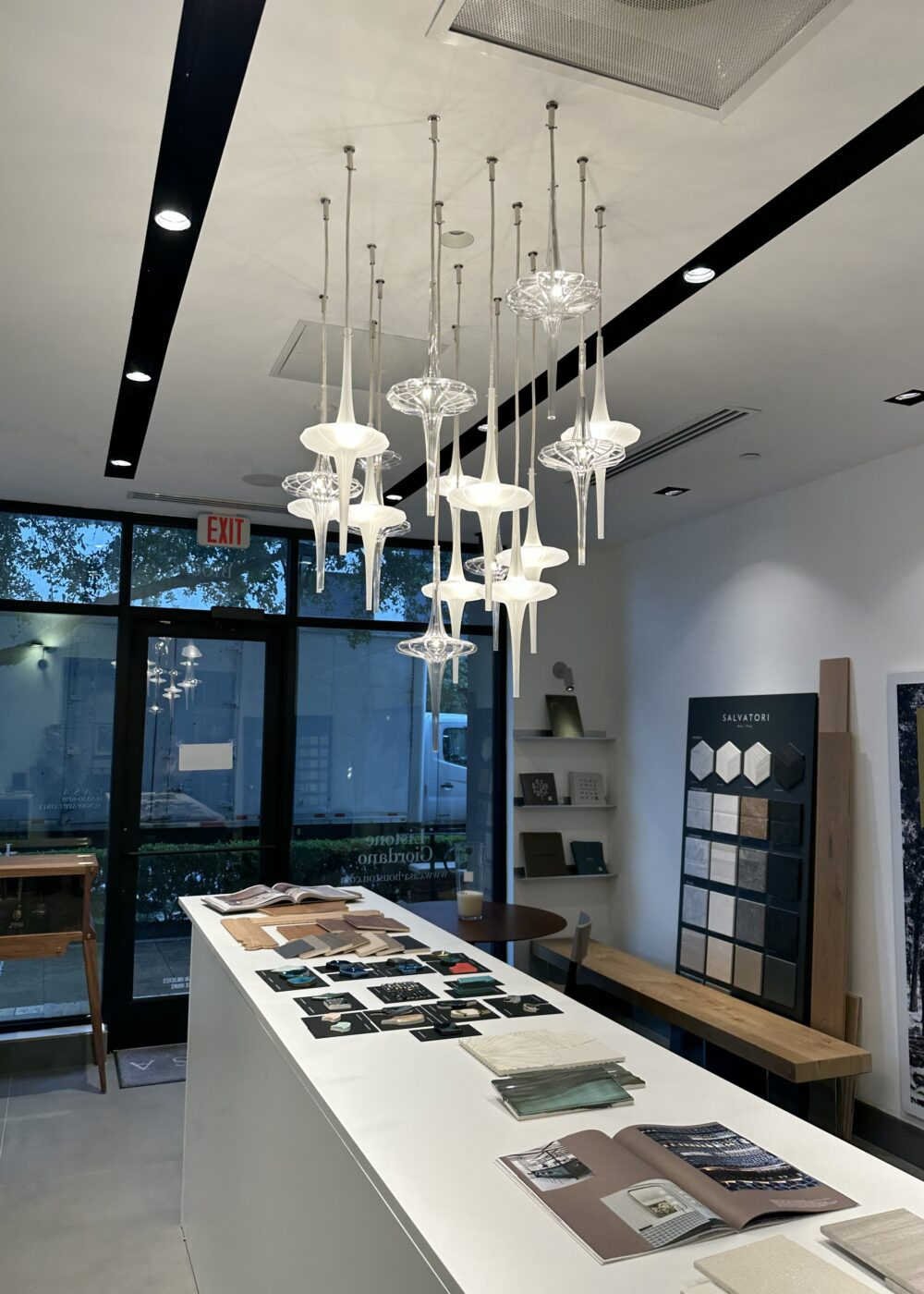 054734D0F72D2B2D279637B568938559