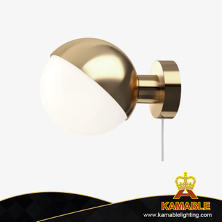 مصباح جداري للمدخل على شكل كرة زجاجية على الطراز الحديث من النحاس الأصفر (KIHB-105W)