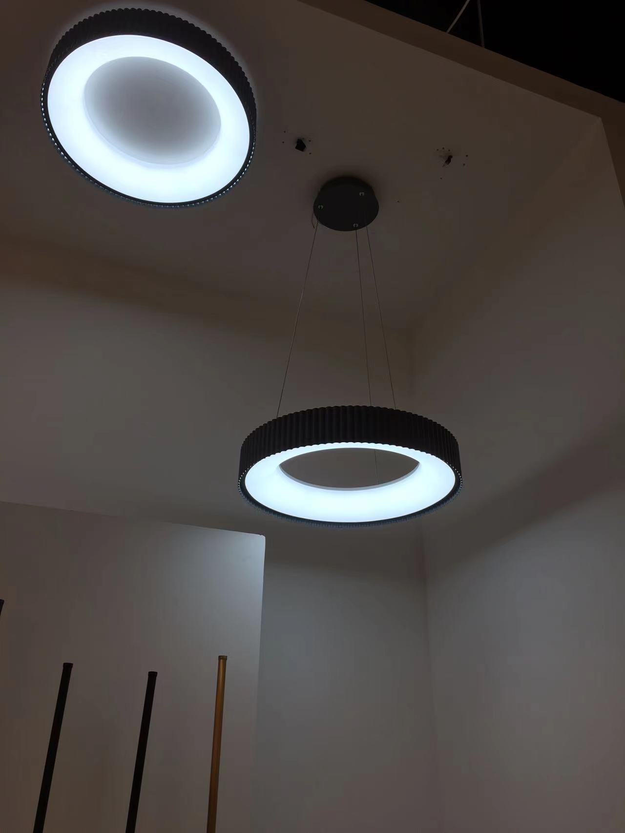 كيف تختار الإضاءة الزخرفية لمنزلك؟