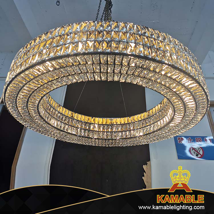 مصباح قلادة