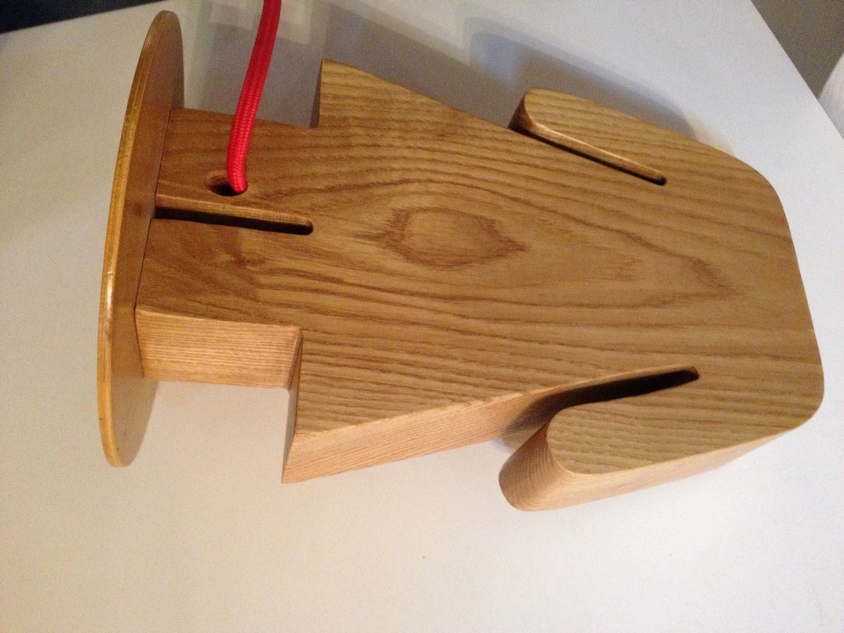 مصباح طاولة بتصميم جديد من الخشب الصلب لعشاق الإناث (LBMT-NUH)