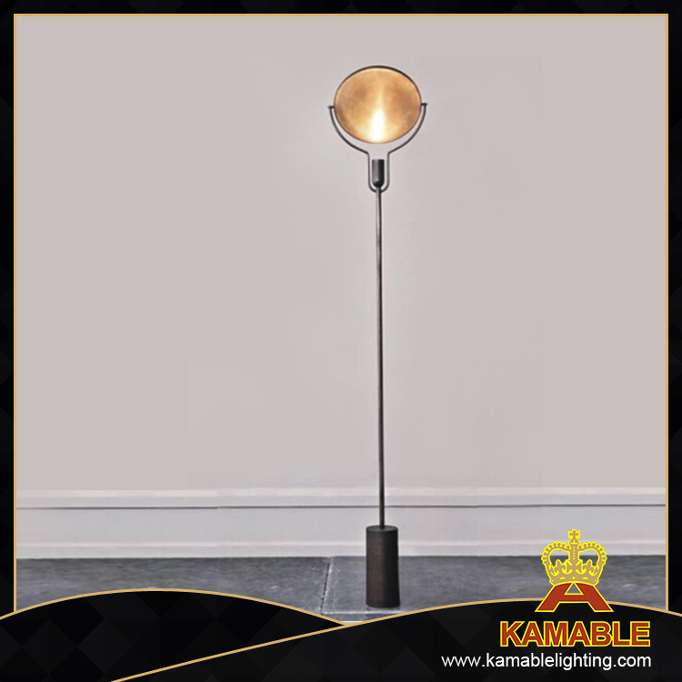 مصباح أرضي بتصميم كوانليتي بتصميم بسيط (KAF6080)